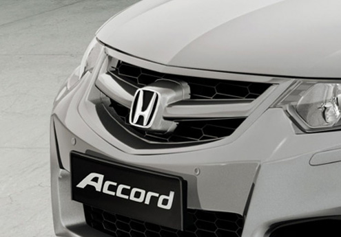 Решетка радиатора неокрашенная Honda 08F21TL06P1