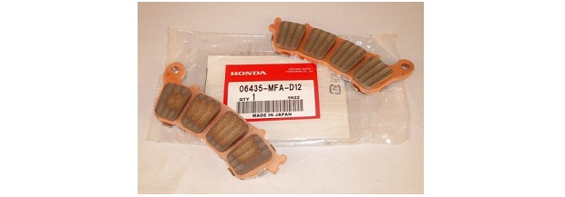Оригинальные задние тормозные колодки для мотоцикла Honda 06435MFAD12 (06435-MFA-D12)