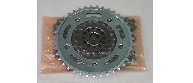 Оригинальный комплект из цепи и звёзд HONDA 06406MBBE02 (06406-MBB-E02) 